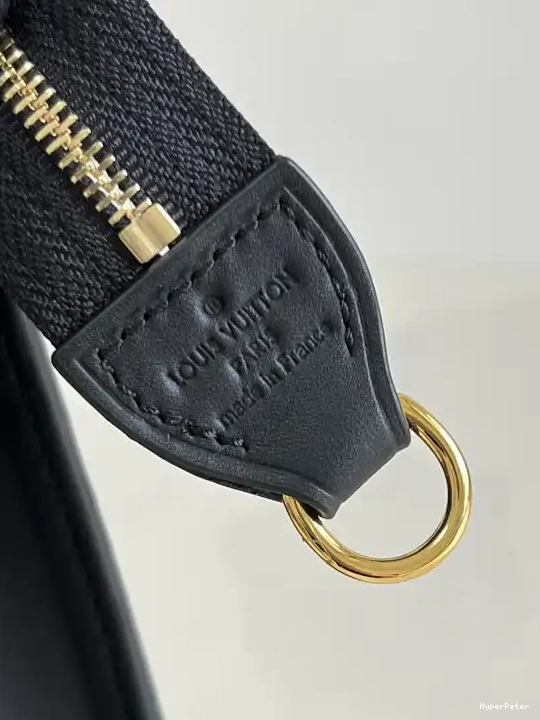POUCH ON CHAIN VUITTON TOILETRY LOUIS 0616